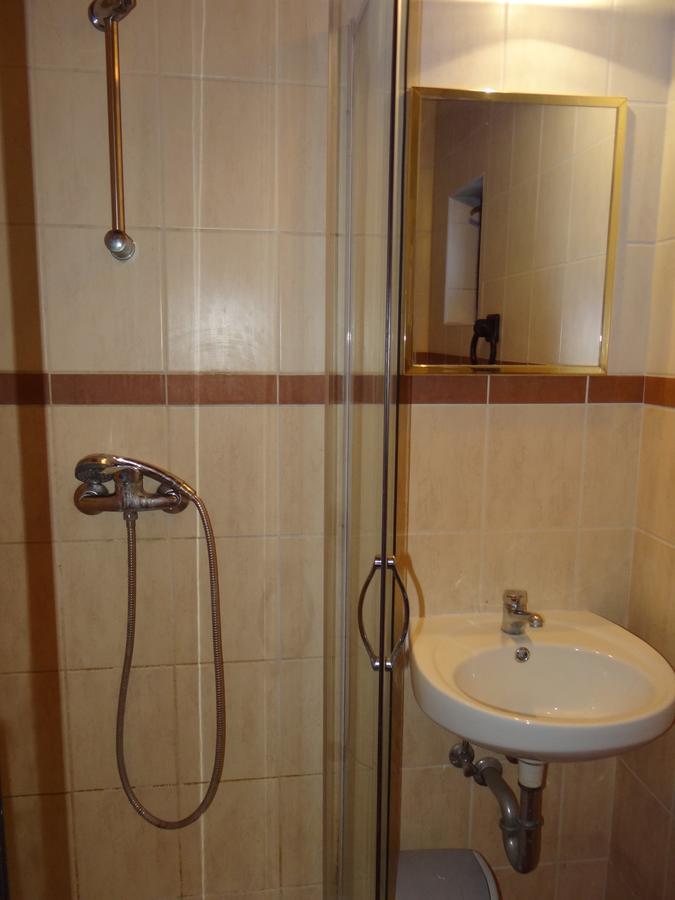 Bed and Breakfast Hollo Panzio Вишеград Экстерьер фото
